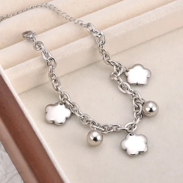 Bracelet à Breloques Argenté Trèfles et Grelots
