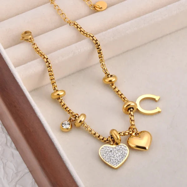 Bracelet à Breloques Doré avec Cœurs