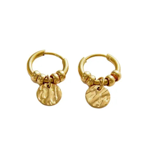 Boucles d’oreilles Breloque Créoles Dorées avec Médaille