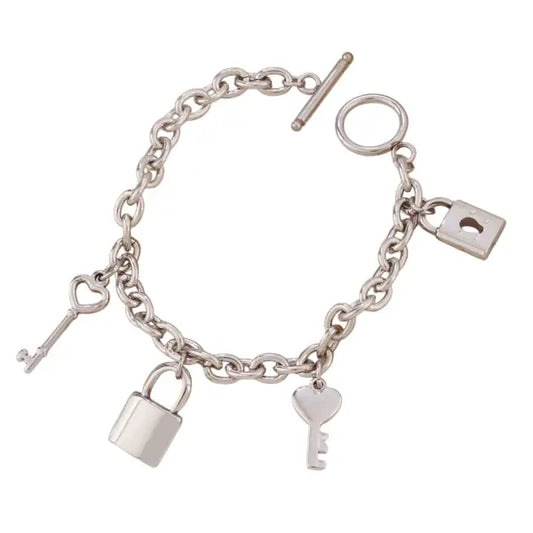 Bracelet Breloque Argenté Cadenas d'Amour