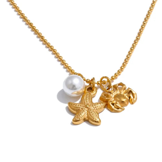 Collier à Breloques Perle, Étoile et Crabe Doré