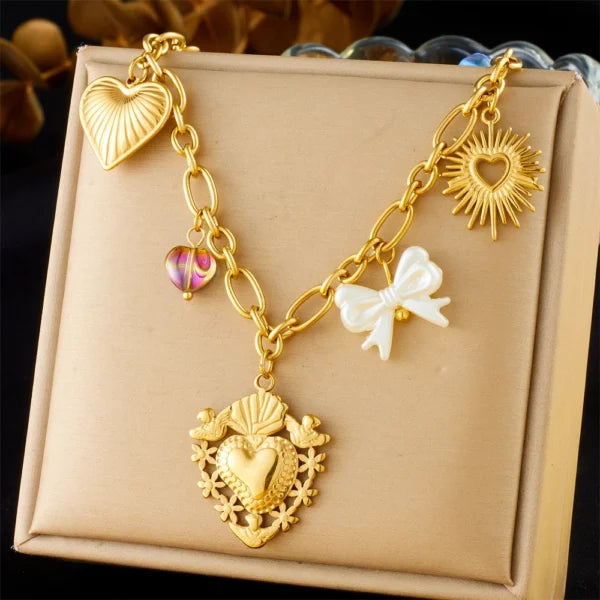Collier Breloque Cœur et Soleil Doré