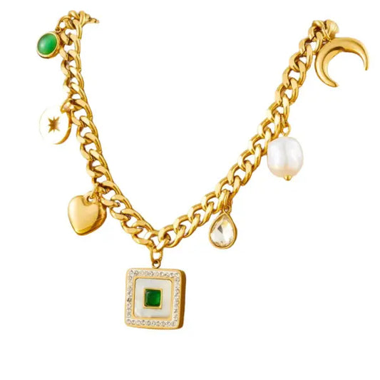 Collier Breloque Éclat Lunaire Doré
