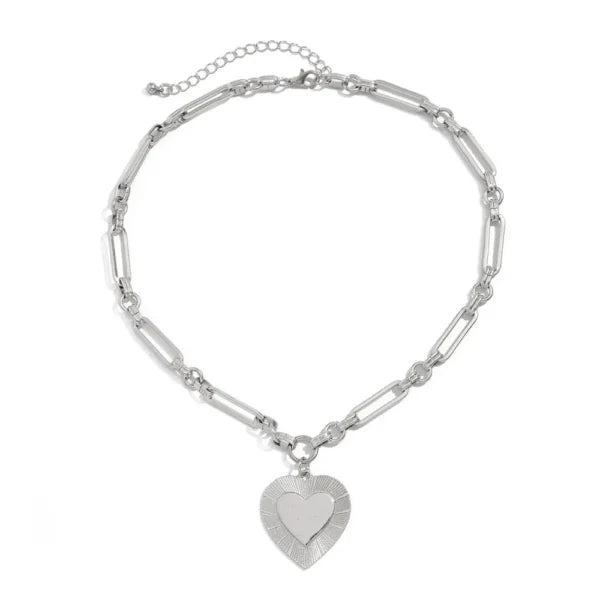 Collier Breloque Coeur d'Argent Étincelant