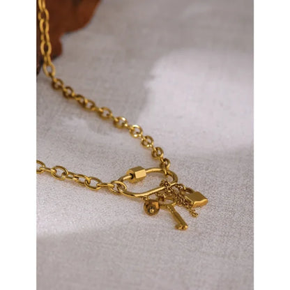 Collier à Breloques Cadenas et Clé Mystique