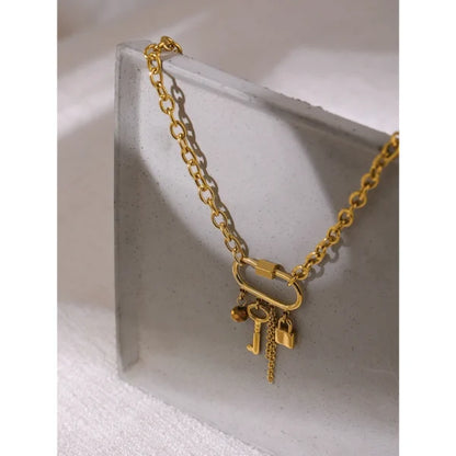 Collier à Breloques Cadenas et Clé Mystique