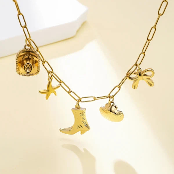 Collier Doré à Breloques Dorées